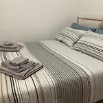 Studio 25 Apartment - Near Metro M3